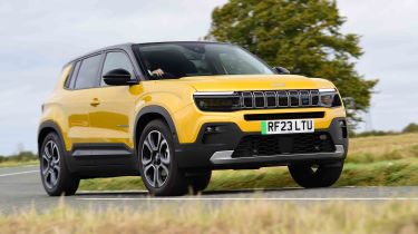 Jeep Avenger Summit – main image